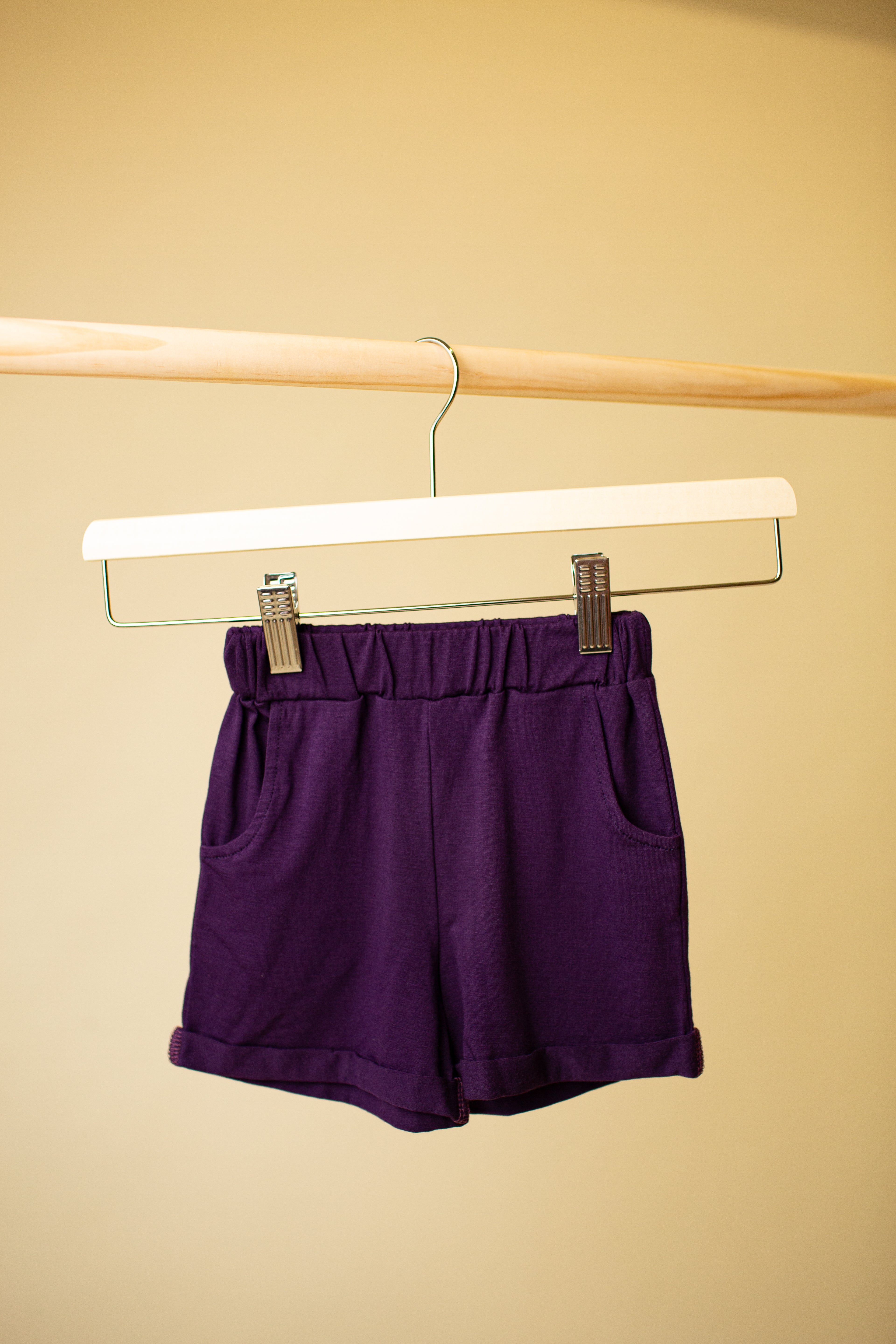 Violeti šorti