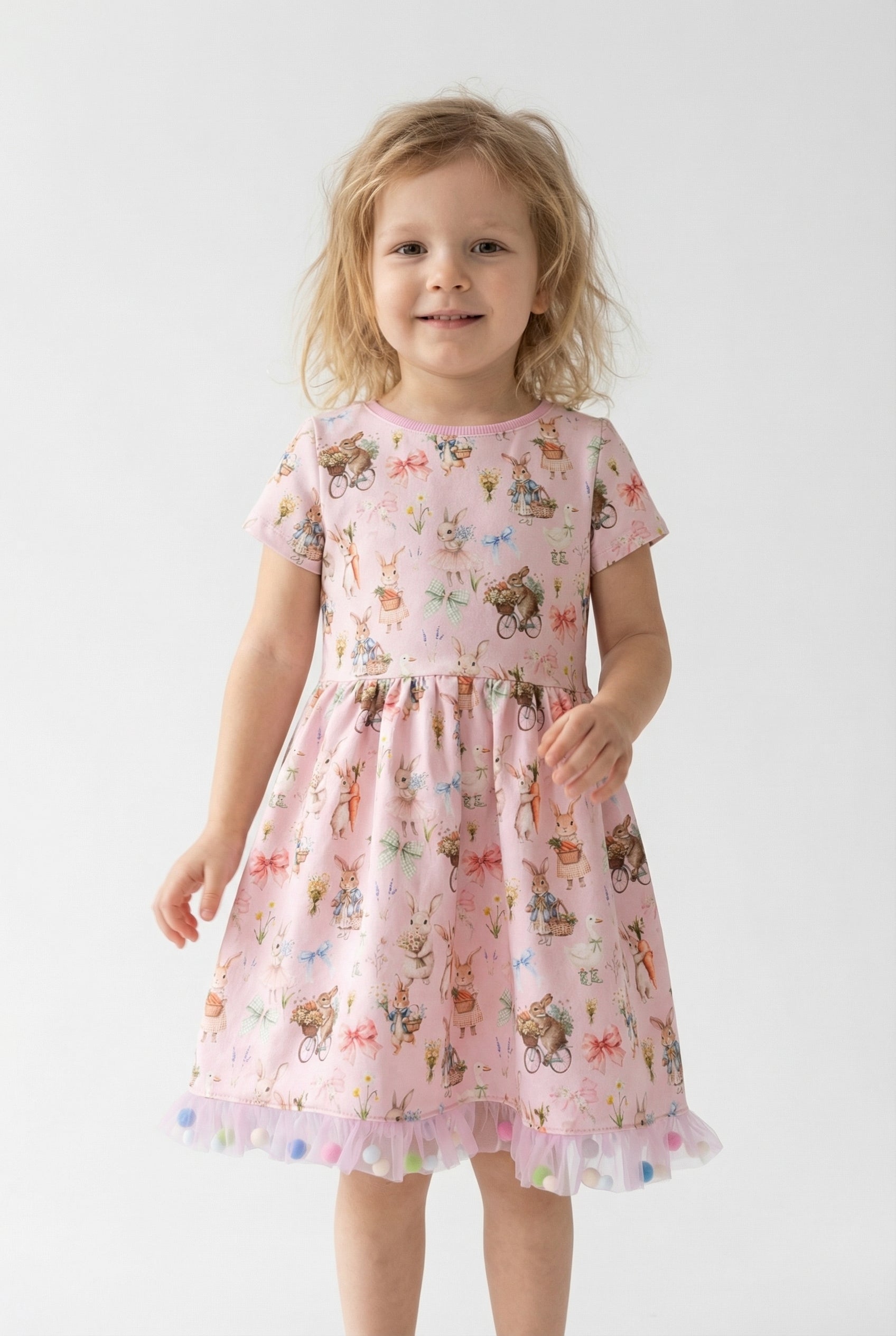 Kleita ar šauro tillu – rotaļīga Lieldienu kleita